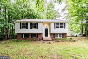 5146 Bradfield Dr, Annandale, VA 22003 - Photo 1