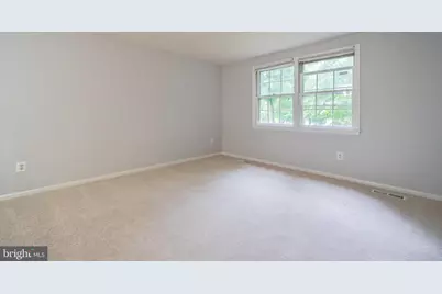 5146 Bradfield Drive, Annandale, VA 22003 - Photo 6