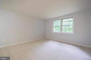 5146 Bradfield Dr, Annandale, VA 22003 - Photo 6