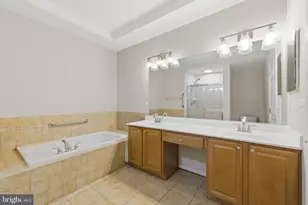 4609 Hummingbird Ln, Fairfax, VA 22033 - Photo 24