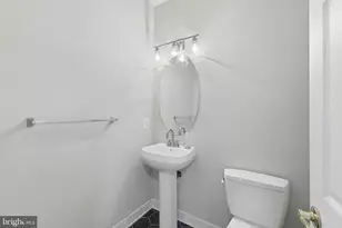 4609 Hummingbird Ln, Fairfax, VA 22033 - Photo 16