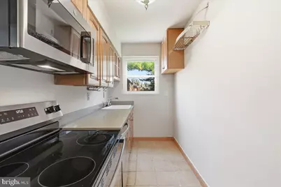 6198 Greenwood Drive #101, Falls Church, VA 22044 - Photo 10