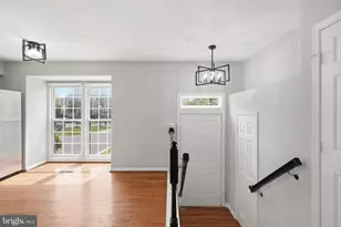 6508 Sharps Dr, Centreville, VA 20121 - Photo 4