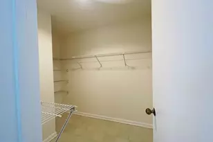 7715 Lafayette Forest Dr, Annandale, VA 22003 - Photo 12