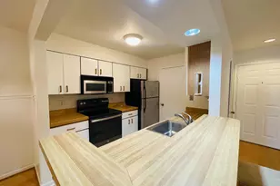 7715 Lafayette Forest Dr, Annandale, VA 22003 - Photo 6