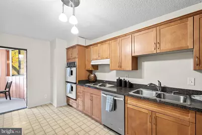 5904 Mount Eagle Drive #201, Alexandria, VA 22303 - Photo 6
