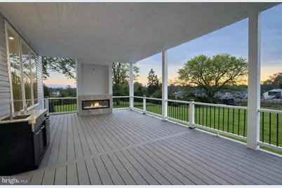 2613 Beacon Hill Road, Alexandria, VA 22306 - Photo 4