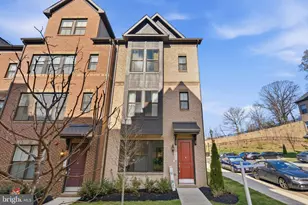 2843 Hokie Ln, Alexandria, VA 22306 - Photo 4