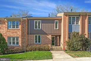 8309 Highcliffe Ct, Annandale, VA 22003 - Photo 2