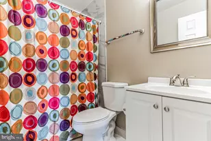 4926 Carriagepark Rd, Fairfax, VA 22032 - Photo 28