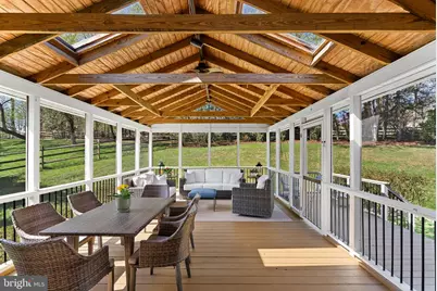 811 Follin Farm Lane, Great Falls, VA 22066 - Photo 12