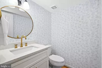 811 Follin Farm Lane, Great Falls, VA 22066 - Photo 20