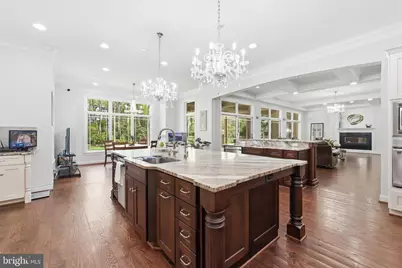 8735 Brook Road, McLean, VA 22102 - Photo 10