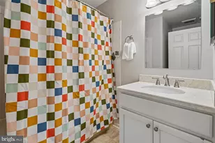 1407 Bayshire, Herndon, VA 20170 - Photo 20