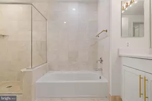 8220 Crestwood Heights Dr, McLean, VA 22102 - Photo 22