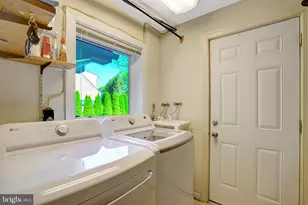 1812A Birch Rd, McLean, VA 22101 - Photo 52