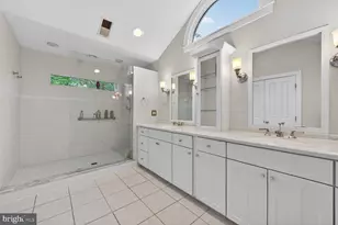 303 Talahi Rd SE, Vienna, VA 22180 - Photo 18