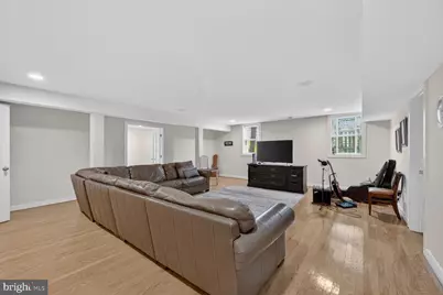 303 Talahi Road SE, Vienna, VA 22180 - Photo 22