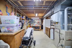 12628 Plow Ct, Fairfax, VA 22030 - Photo 52