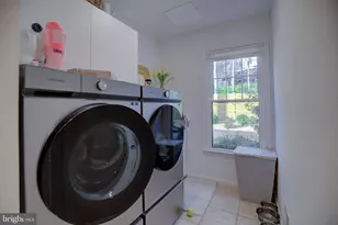 12628 Plow Ct, Fairfax, VA 22030 - Photo 20