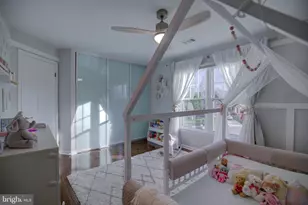 12628 Plow Ct, Fairfax, VA 22030 - Photo 40