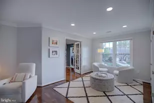 12628 Plow Ct, Fairfax, VA 22030 - Photo 24