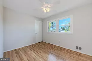 6526 Greenview Ln, Springfield, VA 22152 - Photo 30