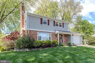 6526 Greenview Ln, Springfield, VA 22152 - Photo 2