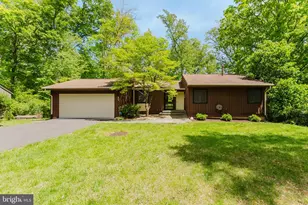 4403 Ossian Hall Ln, Annandale, VA 22003 - Photo 2