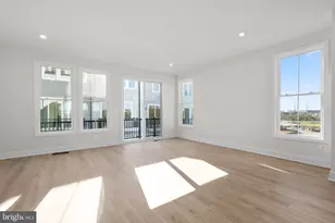 1 Aviation Pl, Herndon, VA 20171 - Photo 10