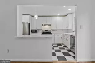 309 Center St N, Vienna, VA 22180 - Photo 10