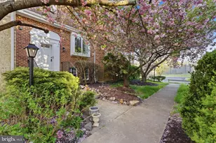 3142 Valentino Ct, Oakton, VA 22124 - Photo 1