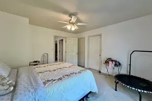 14158 Darkwood Cir, Centreville, VA 20121 - Photo 20