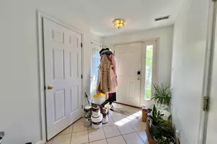 14158 Darkwood Cir, Centreville, VA 20121 - Photo 6