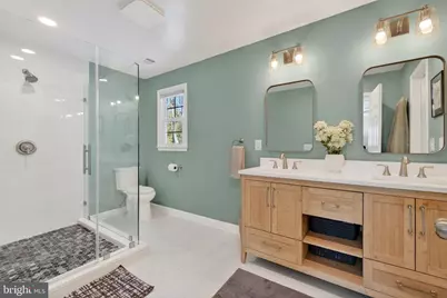 11922 Holly Spring Drive, Great Falls, VA 22066 - Photo 26