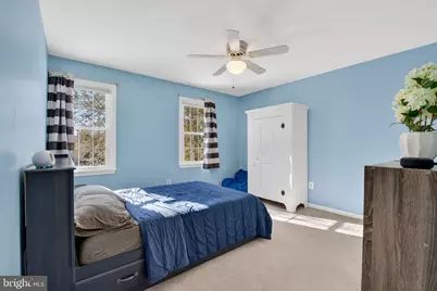 11922 Holly Spring Drive, Great Falls, VA 22066 - Photo 30