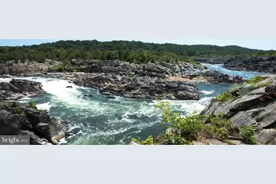 11922 Holly Spring Drive, Great Falls, VA 22066 - Photo 86