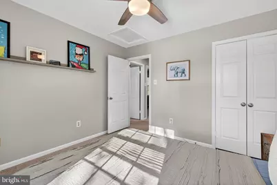 11922 Holly Spring Drive, Great Falls, VA 22066 - Photo 28