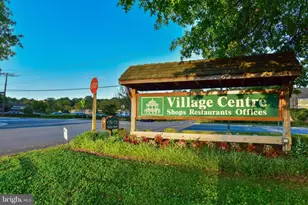 11922 Holly Spring Dr, Great Falls, VA 22066 - Photo 90