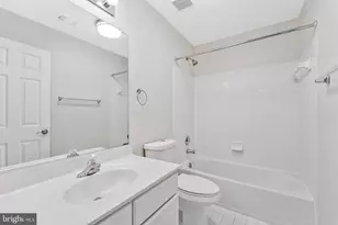 4112 Flower Box Ct, Fairfax, VA 22030 - Photo 34