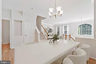 4112 Flower Box Ct, Fairfax, VA 22030 - Photo 6