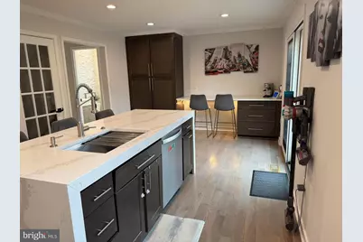 9666 Masterworks Drive, Vienna, VA 22181 - Photo 8