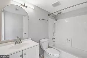 11566 Rolling Green Ct, Reston, VA 20191 - Photo 18