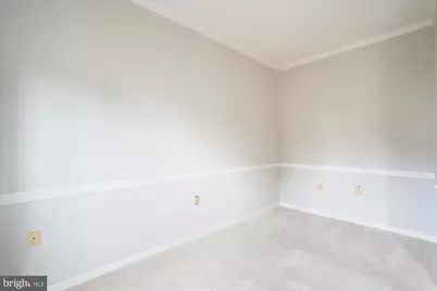 13205 Pleasant Glen Court, Herndon, VA 20171 - Photo 6