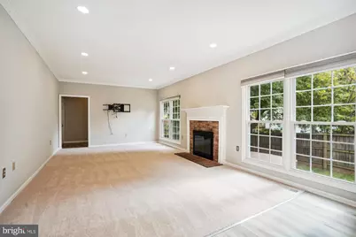 13205 Pleasant Glen Court, Herndon, VA 20171 - Photo 16