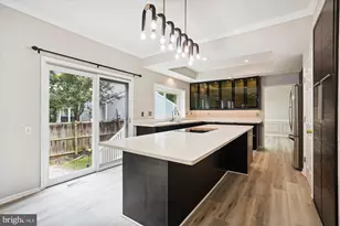 13205 Pleasant Glen Ct, Herndon, VA 20171 - Photo 12