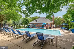 8842 Mansion View Ct, Vienna, VA 22182 - Photo 28