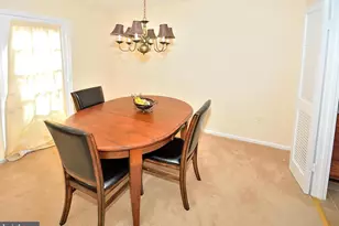 1700 Prelude Dr, Vienna, VA 22182 - Photo 4