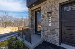 8456 Begonia Ln, Lorton, VA 22079 - Photo 8