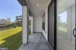 8456 Begonia Ln, Lorton, VA 22079 - Photo 12